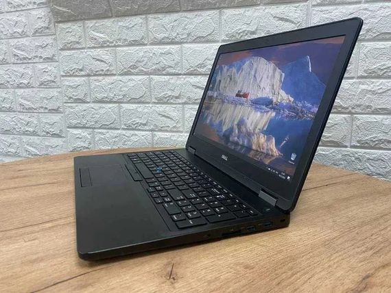 Ноутбук Dell Precision 3510 15.6"FHD IPS i5 6300HQ 8Gb/SSD500 | Зображення 1