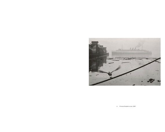 Книга про уличную фотографию Fred Herzog: Black and White фотоискусство черно-белая фотография Фреда Херцога | Зображення 2