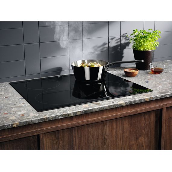 Варочна поверхня Electrolux CIR60430 | Зображення 2