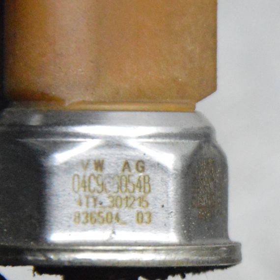 Датчик тиску палива 1.0 TSI Seat Ibiza Leon Датчик тиску подачі палива Сеат Ібіза Леон 04C906054B | Зображення 2