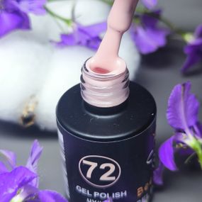 Гель-лак для нігтів Bee Nails 072 (ніжне пралине) 8мл