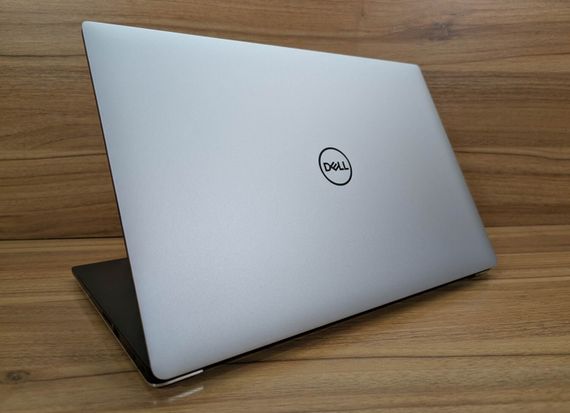 Ігровий ноутбук Dell XPS 15 9570 / 15.6" (1920x1080) IPS / Intel Core i7-8750H (6 (12) ядер по 2.2 - 4.1 GHz) / 16 GB DDR4 / 512 GB SSD / nVidia GeForce GTX 1050 Ti, 4 GB GDDR5, 128-bit / HDMI / Windows 10 б/в + Подарунок Бездротова миша / USB | Зображення 6