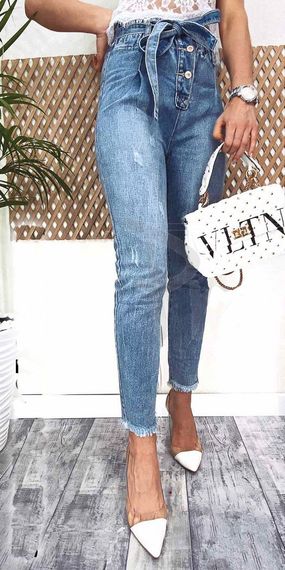 Джинси жіночі jeans мом з царапками весняний коттоновый 27, 28, 29, 30 розміри DM-3679 Блакитний | Зображення 1