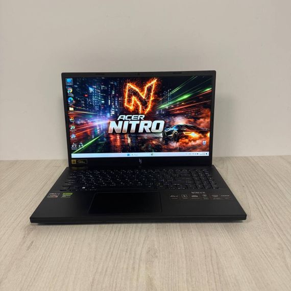 Игровой ноутбук Acer Nitro V15 ANV15-41 / 15.6" (1920x1080) IPS / AMD Ryzen 5 7535HS (6 (12) ядер по 3.3 - 4.55 GHz) / 16 GB DDR5 / 512 GB SSD / nVidia GeForce RTX 4060, 8 GB GDDR6, 128-bit / WebCam б/у | Зображення 1