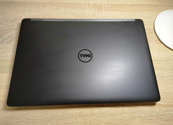 Ноутбук DELL LATITUDE E5570  I5-6200U + 8 ddr4 + ssd 256  + 15.6 FHD | Зображення 2