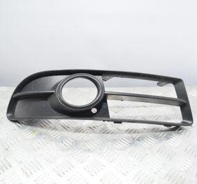 Решітка переднього бампера права Audi A4 B7 2004-2008 Решітка бампера передня права Ауді а4 б7 8E0807682F