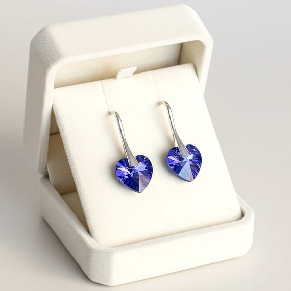 Срібні сережки Серце з кристалами Swarovski (Австрія) синій хамелеон, родовані | Зображення 1