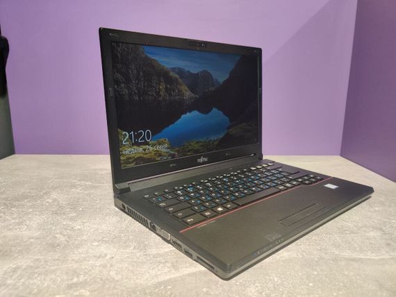Ноутбук Fujitsu LifeBook E546 / 14" (1920x1080) IPS / Intel Core i5-6200U (2 (4) ядра по 2.3-2.8 GHz) / 8 GB DDR4 / 240 GB SSD / HD Graphics 520 / WebCam б/в | Зображення 2