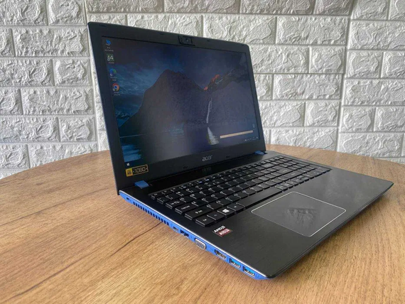 Ноутбук Acer E5-553 Blue 15.6"FHD/AMD A10 9600P/8Gb/HDD1Tb/Radeon R5 | Зображення 1
