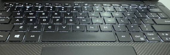 Ультрабук Б-класс Dell XPS 13 9305 / 13.3" (1920x1080) IPS / Intel Core i5-1135G7 (4 (8) ядра по 2.4 - 4.2 GHz) / 8 GB DDR4 / 256 GB SSD / Intel Iris Xe Graphics / WebCam б/у | Зображення 5