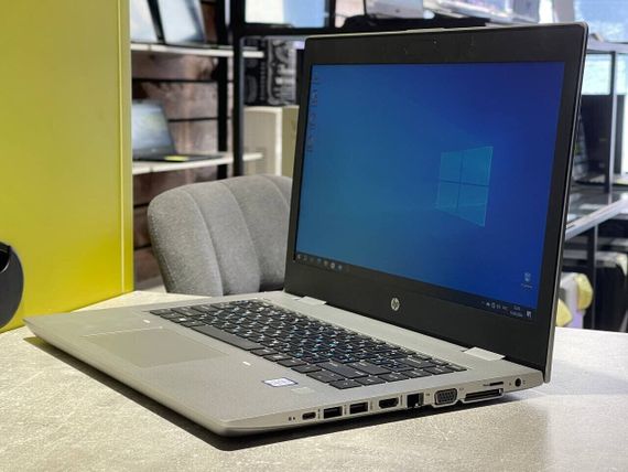Ноутбук HP ProBook 640 G5 / 14" (1366x768) TN / Intel Core i3-8130U (2 (4) ядра по 2.2 - 3.4 GHz) / 16 GB DDR4 / 240 GB SSD / Intel UHD Graphics 620 б/у | Зображення 2