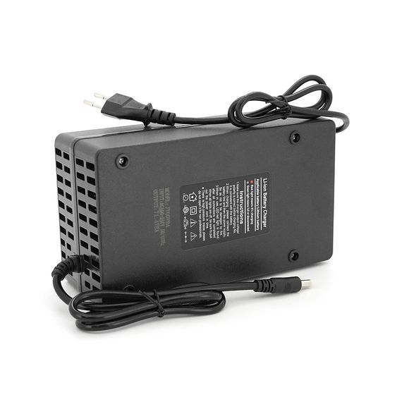 Зарядний пристрій для акумуляторів Li-ion 60V(71, 4V), 17S, 8A, 650W | Зображення 2