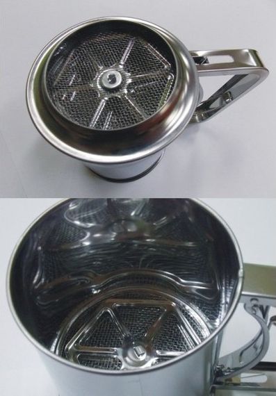 Кружка-сито для просіювання борошна Bohmann BH-7740, з нержавіючої сталі, 350 гр., зручна і практична | Зображення 2