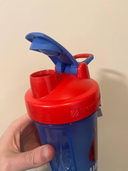 Спортивний шейкер BlenderBottle Classic Loop PRO 28oz/820ml Marvel Spider Man (600558) | Зображення 9