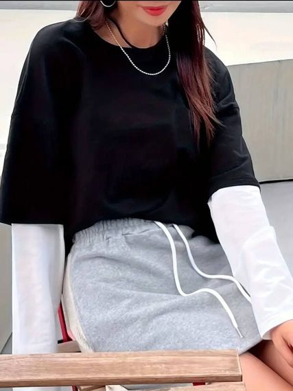 Женский свободный лонгслив оверсайз с эффектом футболки HI2729 цвет черный с белым, размер onesize 42/48 | Зображення 1