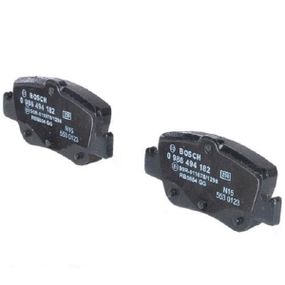 Тормозные колодки Bosch дисковые задние TOYOTA Auris/Corolla "R "06>> 0986494182