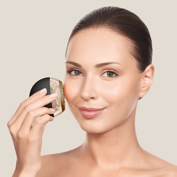 Масажер для підтяжки шкіри обличчя GESKE Anti-aging Skin Tightener 6в1 gray | Зображення 3