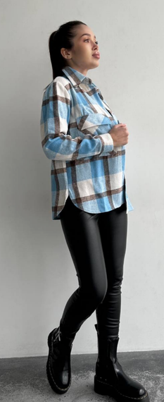 Женская теплая хлопковая рубашка в клетку GDF840, цвет бело-голубая, размер 42/46 | Зображення 1