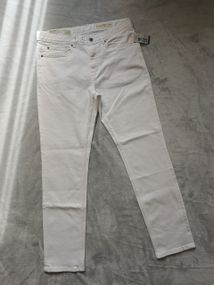 Чоловічі білі завужені джинси Livergy 38/32