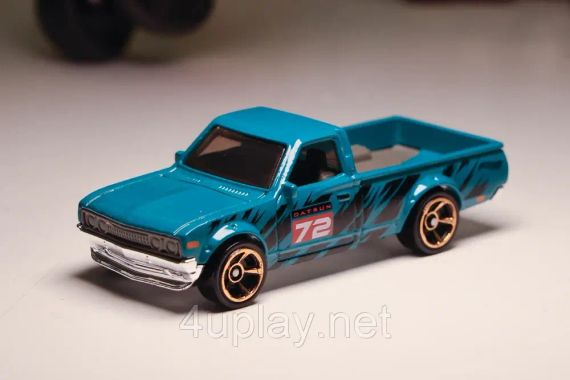 Hot Wheels: Nissan. Хот Вілс: Ніссан. Набір із 5-ти машинок. Datsun, Fairlady, Silvia, Skyline | Зображення 3