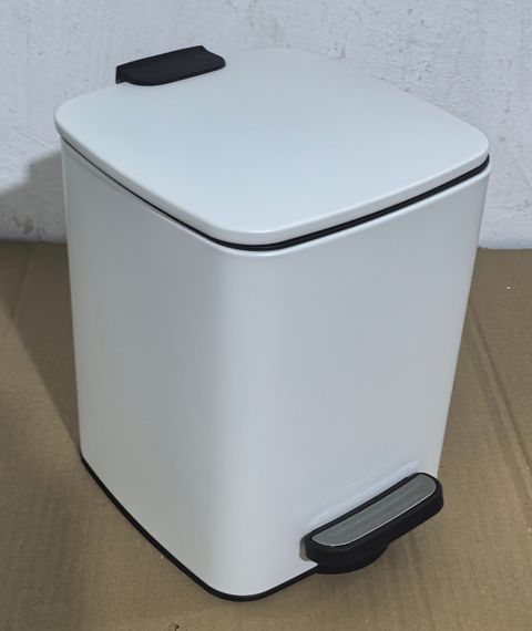 Відро для сміття з плавним закриттям квадратне ZERIX KUBIX-TC0106 WHITE 6 л (колір білий) (ZX6109) | Зображення 6