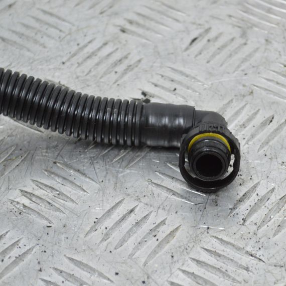 Трубка масловіддільника 1.0 EcoBoost Ford Fiesta Mk7 патрубок вентиляції картерних газів Форд Фієста CM5G6758DA | Зображення 2