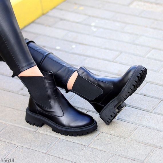 Стильні чорні шкіряні зимові чолсі черевики низький хід | Зображення 1