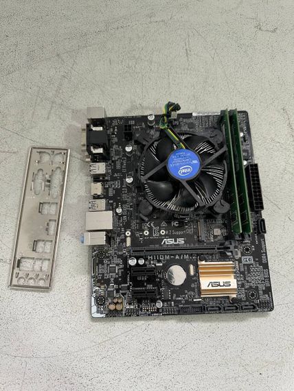 Комплект: материнська плата Asus H110M-A/M.2 / Intel Core i3-6100 (2 (4) ядра по 3.7 GHz) / 8 GB DDR4 / Intel HD Graphics 530 / Socket LGA1151 / Кулер BOX б/в | Зображення 1