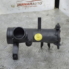 Повітропровід 1.4 TSI Volkswagen Golf V Touran 2003-2015 Патрубок повітря Фольксваген Гольф 5 Туран 03C129617D