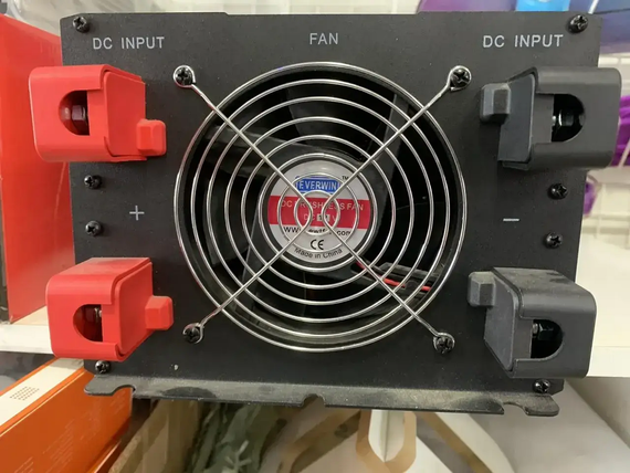 Инвертор 5000Вт 12V на 220V с зарядным устройством (чистый синусоид) | Зображення 4