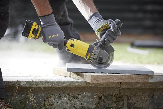 Шлифмашина угловая - болгарка аккумуляторная STANLEY FATMAX SFMCG400B | Зображення 2