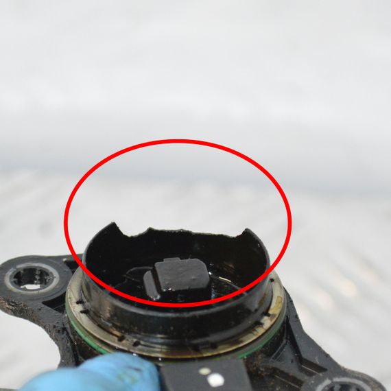 Датчик положення розпредвалу 1.4-1.6 VTI Citroen C3 C4 Picasso 2006-... Датчик вала Сітроен Пікасо V754167780 | Зображення 2