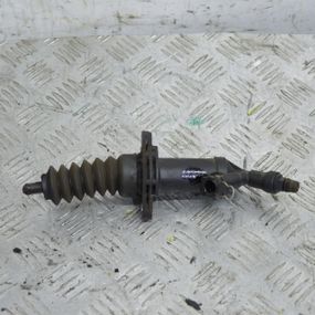 Циліндр зчеплення 2.0 BMW E81 E82 E88 E90 E91 E92 E93 2004-2013 Робочий циліндр зчеплення БМВ 6785964