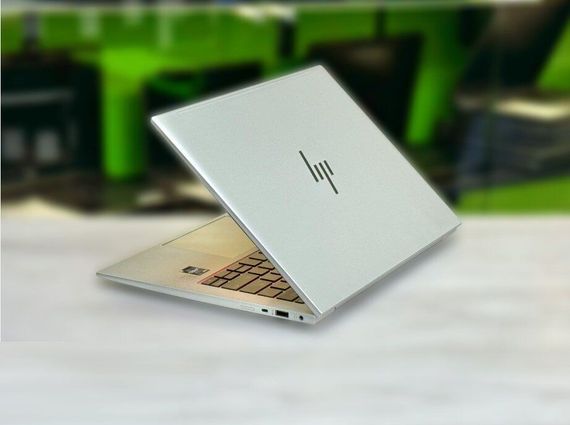 Ультрабук HP EliteBook 840 G10 / 14" (1920x1200) IPS / Intel Core i5-1345U (10 (12) ядер по 1.6 - 4.7 GHz) / 16 GB DDR5 / 256 GB SSD M.2 / Intel Iris Xe Graphics / WebCam / Win 11 Pro б/в | Зображення 5