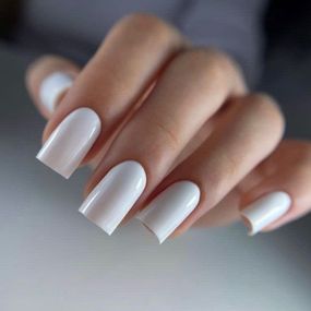 Гель-лак Victoria Avdeeva White – БЕЗДОГАННИЙ БІЛИЙ 12 мл HEMA & TPO FREE