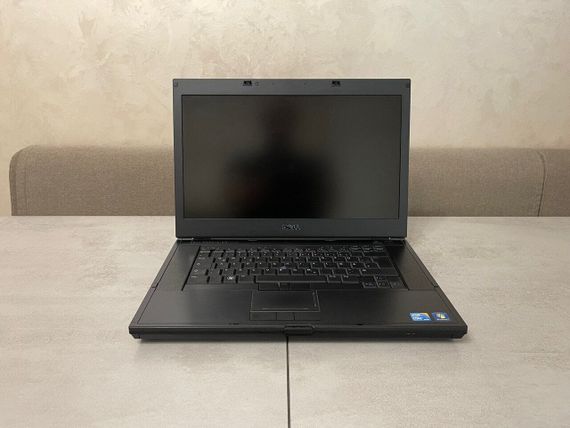 Мобільна робоча станція Dell Precision M4500 / 15.6" (1600x900) TN / Intel Core i5-520M (2 (4) ядра по 2.4 - 2.9 GHz) / 8 GB DDR3 / 256 GB SSD / nVidia Quadro FX 880M, 1 GB GDDR3, 128-bit / DVD-ROM б/в + Подарунок Дротова миша / USB | Зображення 2
