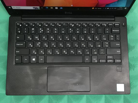 Ультрабук Dell XPS 13 9360 / 13.3" IPS / Intel Core i5-7200U (2(4) ядра по 2.5-3.1GHz) / 4GB DDR3 / 240GB SSD M.2 / HD Graphics 620 / WebCam / Fingerprint / Win 10 б/у | Зображення 3