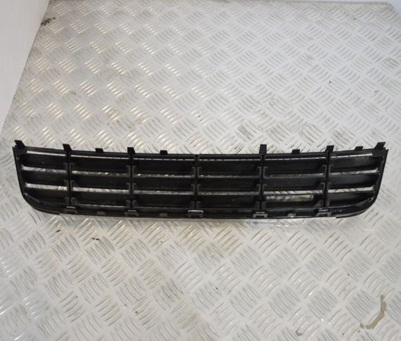 Решетка радиатора Volkswagen Passat B6 2005-2010 Решетка переднего бампера Фольксваген Пассат б6 05322450 | Зображення 3