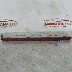 Стоп сигнал задній Mercedes C-Class W203 2000-2007 Фара стоп Мерседес в203 2038200156