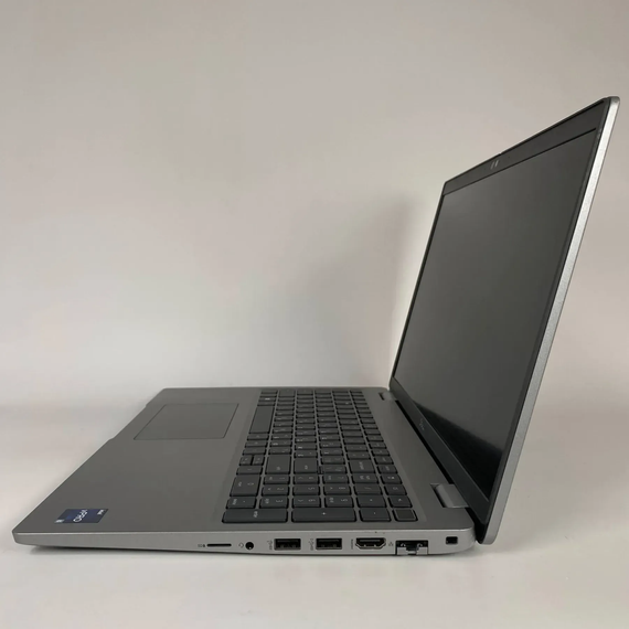 Ультрабук Б-клас Dell Latitude 5530 / 15.6" (1920x1080) IPS / Intel Core i5-1245U (10 (12) ядер по 1.2 - 4.4 GHz) / 16 GB DDR4 / 256 GB SSD / Intel Iris Xe Graphics / WebCam / HDMI б/в + Подарунок Бездротова миша / USB | Зображення 5