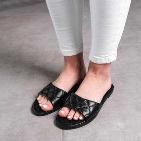 Шлепанцы женские Fashion Luna 2858 38 размер 245 см Черный
