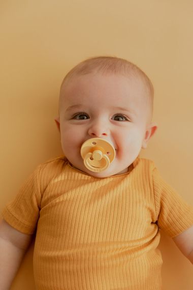 Соска пустушка Bibs Colour 0-6 міс Pale Butter | Зображення 3