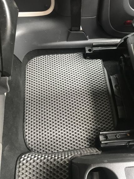 Коврики EVA (черные) 5 шт, Передние и задние (для MAXI, 1 сдвижная дверь) для Volkswagen Caddy 2010-2015 гг | Зображення 2