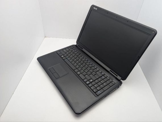 Ноутбук Asus K50C / 15.6" (1366x768) TN / Intel Celeron 220 (1 ядро по 1.2 GHz) / 4 GB DDR2 / 120 GB HDD / Intel Graphics / WebCam / DVD-ROM / АБК не тримає б/в | Зображення 6
