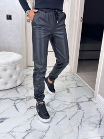 Женские теплые брюки джоггеры экокожа на меху, BU8799 цвет черный, размер 54/56