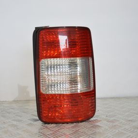 Ліхтар задній правий Volkswagen Caddy 3 2004-2010 фургон мінівен Фара стоп задня права Фольксваген 2K0945112A