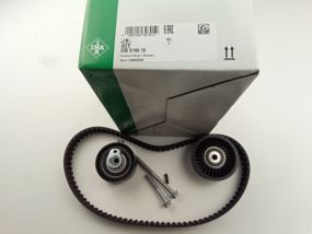 Ремінь ГРМ + ролики Master/Trafic 2.2 — 2.5 DCI / DTI. INA (530 0198 10) (8200127627)