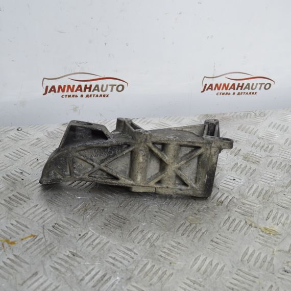 Кронштейн двигуна 2.2 DCI Renault Laguna II Trafic Espace IV лапа опора Рено Трафік Лагуна Еспейс 8200140436 | Зображення 1