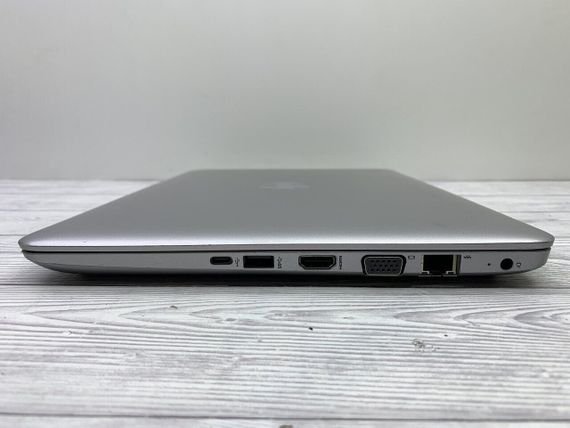 Ноутбук Б-клас HP ProBook 440 G4 / 14" (1920x1080) TN / Intel Core i7-7500U (2 (4) ядра по 2.7 - 3.5 GHz) / 8 GB DDR4 / 120 GB SSD / nVidia GeForce 930MX, 2 GB GDDR3, 64-bit / WebCam б/в | Зображення 6