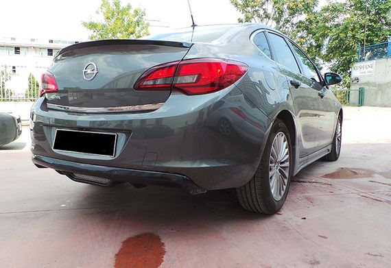 Задній дифузор DPT V-2 (SD, чорний глянець) для Opel Astra J 2009-2015 рр | Зображення 1